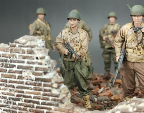 Modellino costruito e - 1/35,